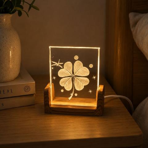 Foto de CUADRO LED 8X10 CM. TREBOL